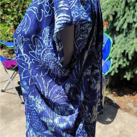 Bob Mackie Wearable Art butterfly metallic stripe brocade printed blouse size M - Picture 3 of 10